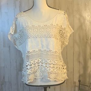 DejaVu lace top. Size L/XL.